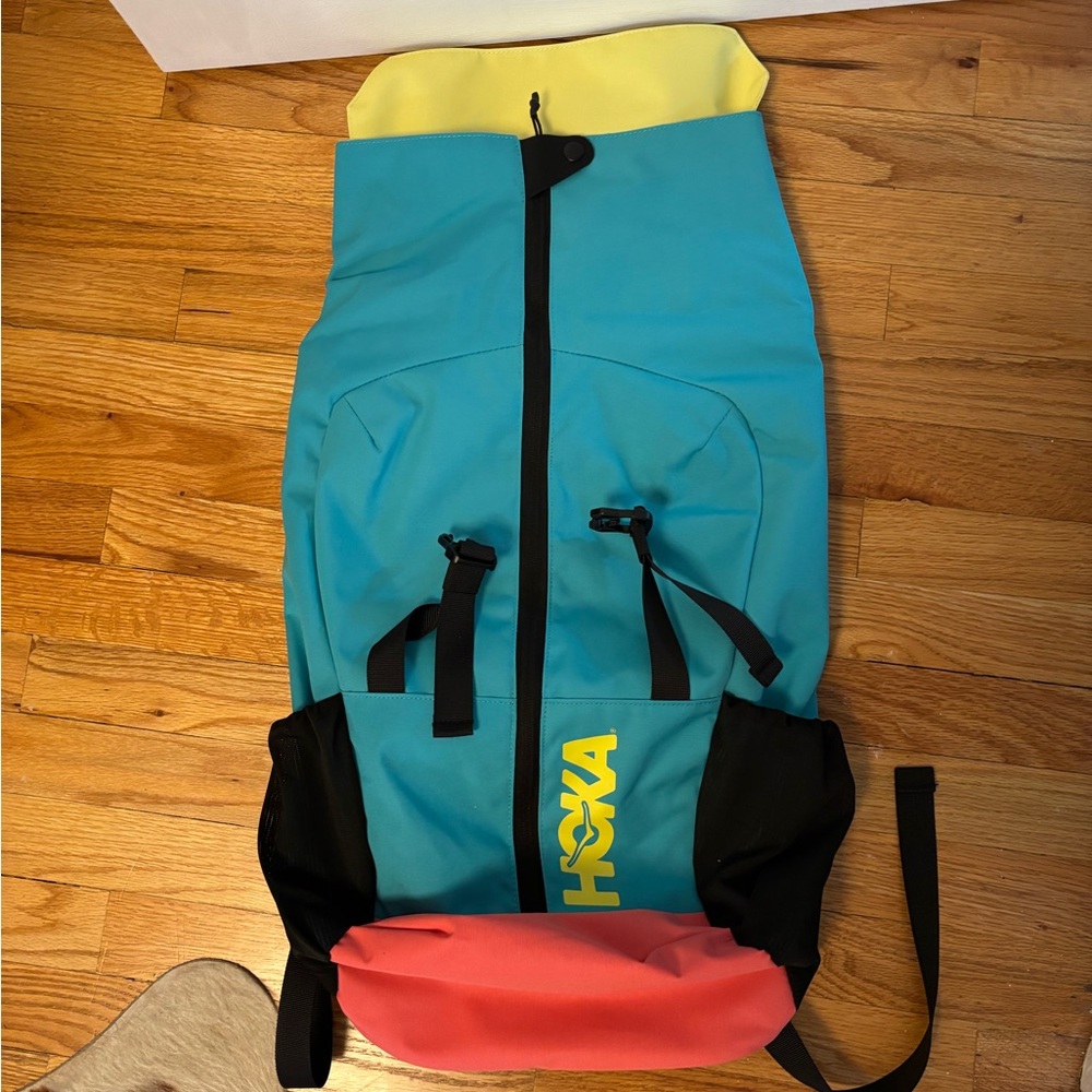 Hoka Colorblock Backpack - Picture 3 of 6